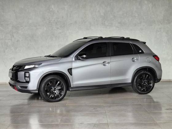 MITSUBISHI OUTLANDER SPORT 2.0 MIVEC FLEX HPE BLACK EDITION AWD AUTOMÁTICO MITSUBISHI OUTLANDER SPORT 2.0 MIVEC FLEX HPE BLACK EDITION AWD AUTOMÁTICO